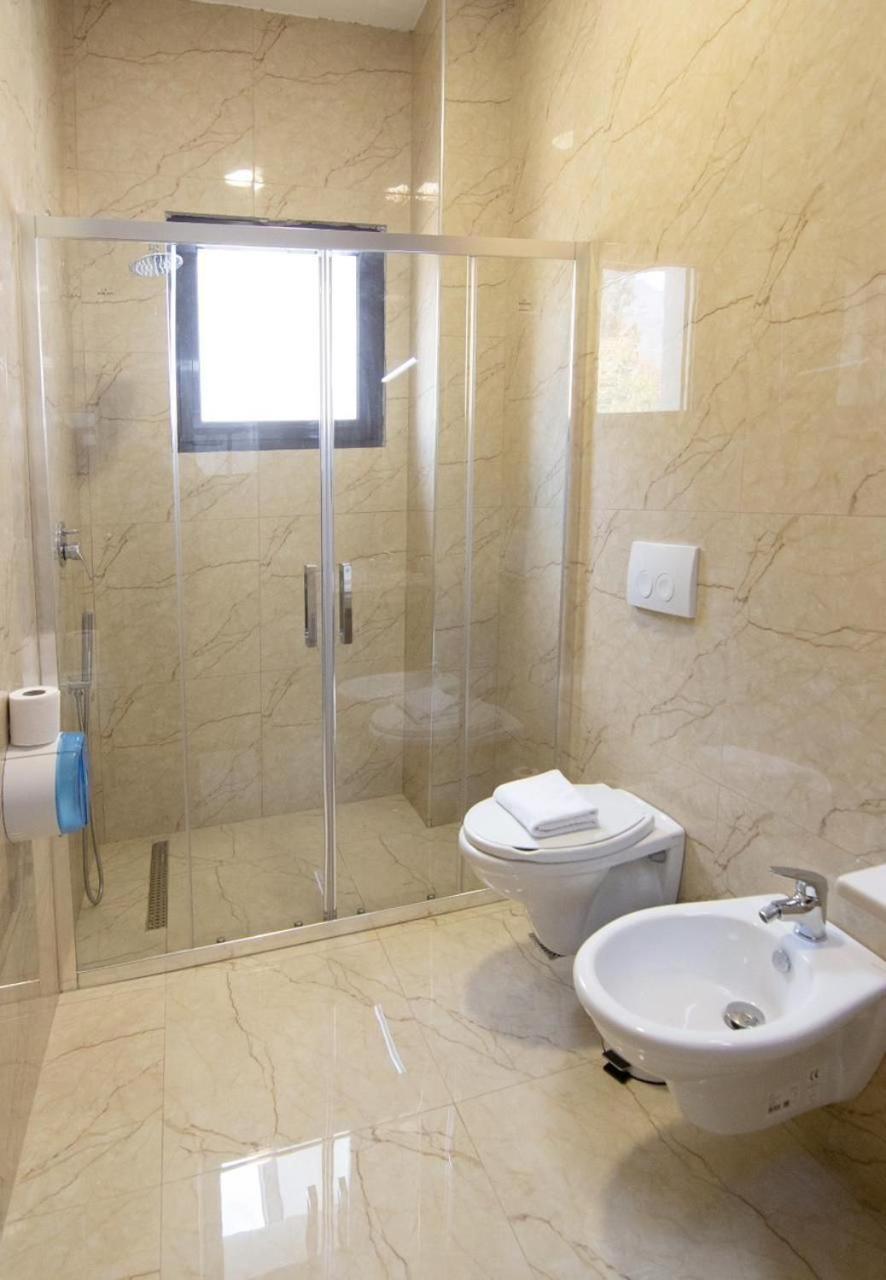 Chateau Linza Resort Тирана Экстерьер фото